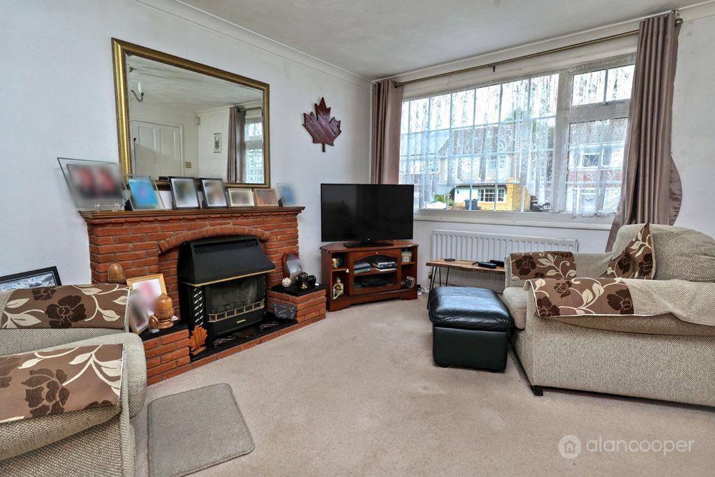 Property photo 3 of 24 5031823