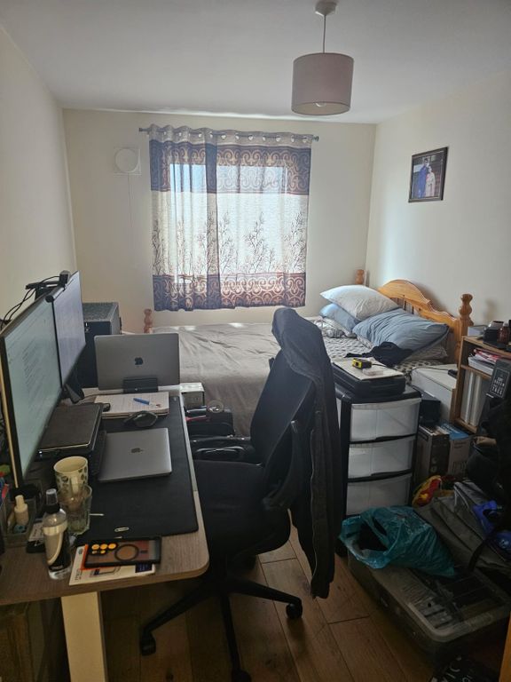 Property photo 2 of 8