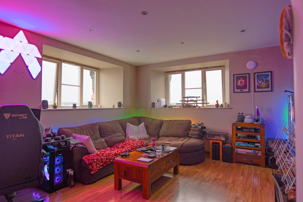 Property photo 2 of 14