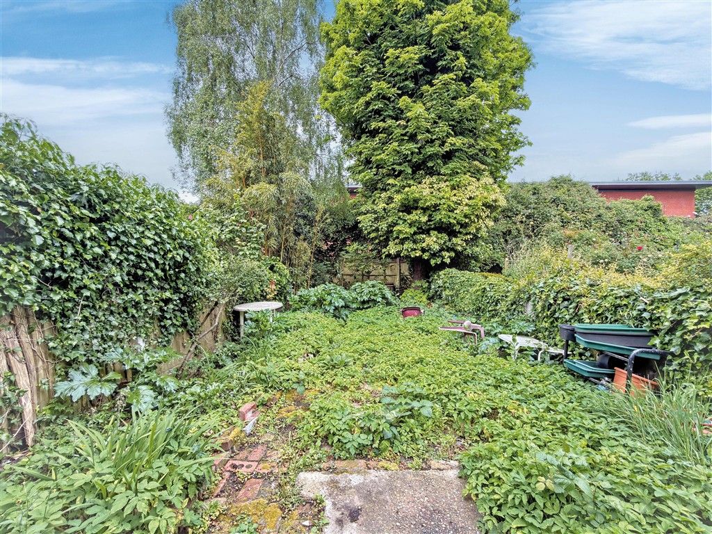 Property photo 2 of 5