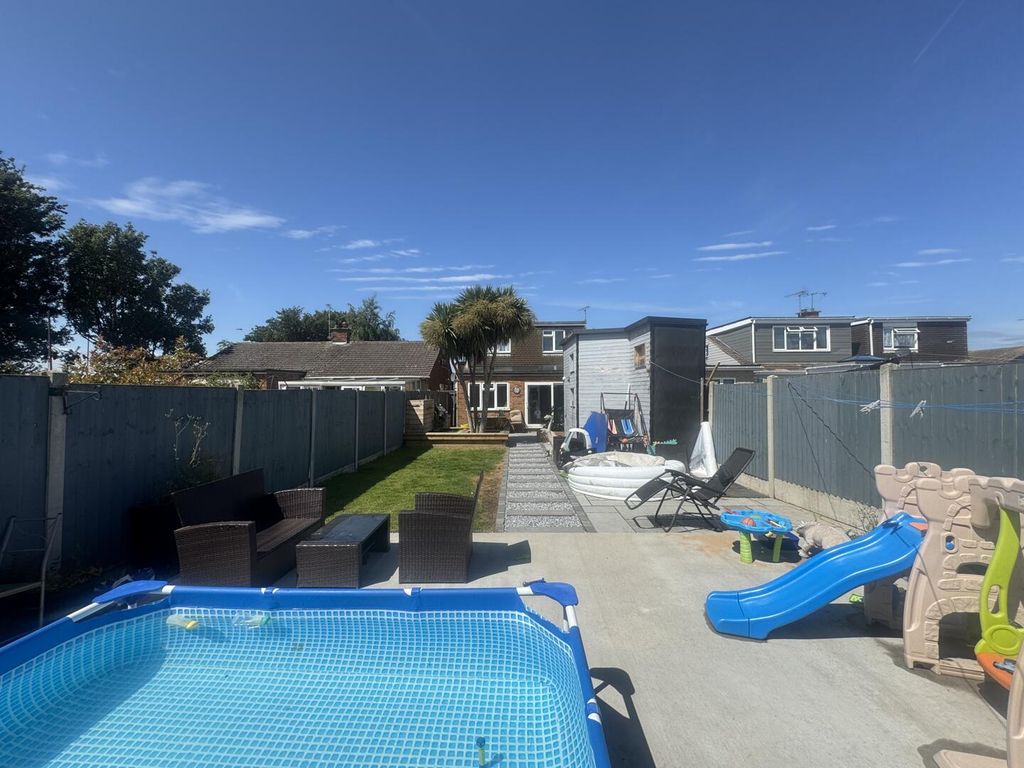 Property photo 3 of 31