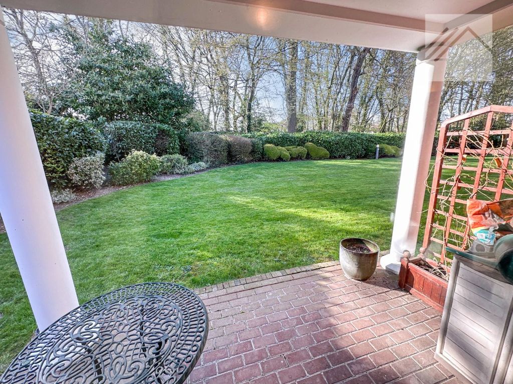 Property photo 3 of 19
