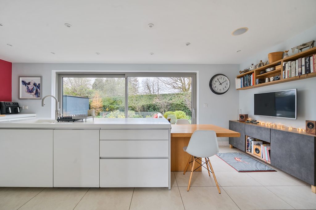 Additional image 7 of 4 bed detached house for saleKingsbury Street, Marlborough SN8