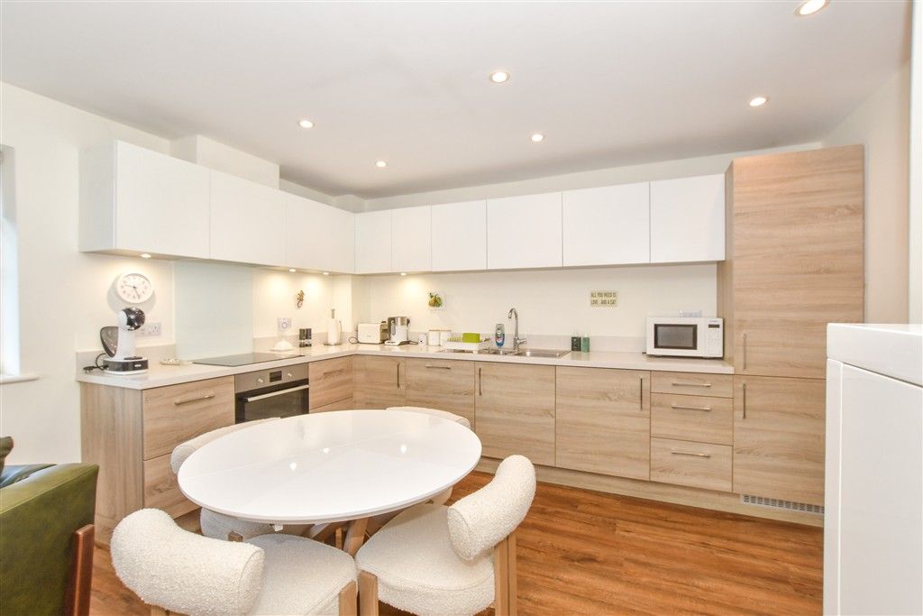 Property photo 2 of 9 Kitchen/Diner/Lounge