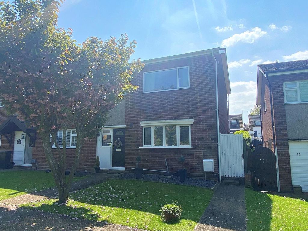 Property photo 1 of 11