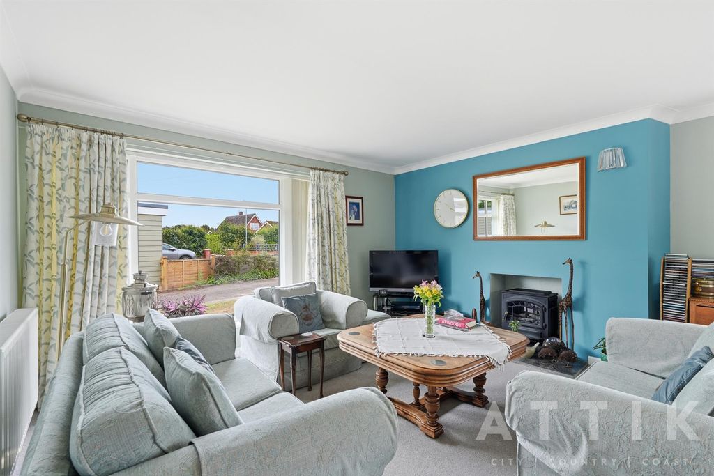 Property photo 2 of 28 Stonecot_005.Jpg
