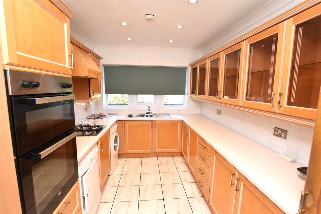 Property photo 3 of 16 Picture No. 04