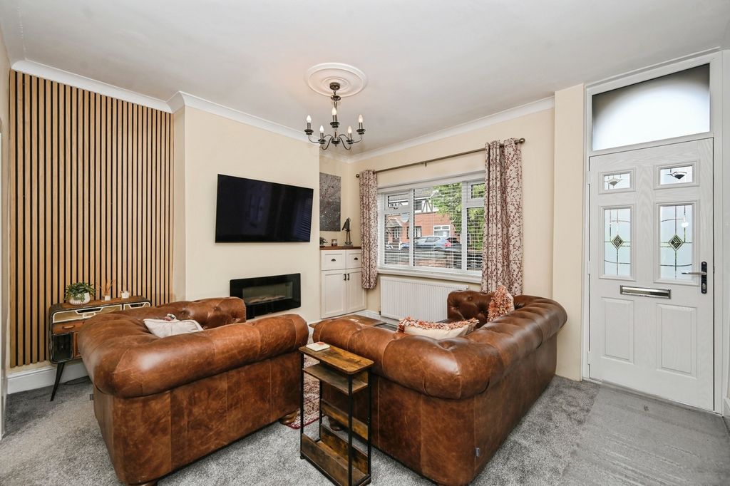 Property photo 3 of 19 Pbox-Img.Jpg