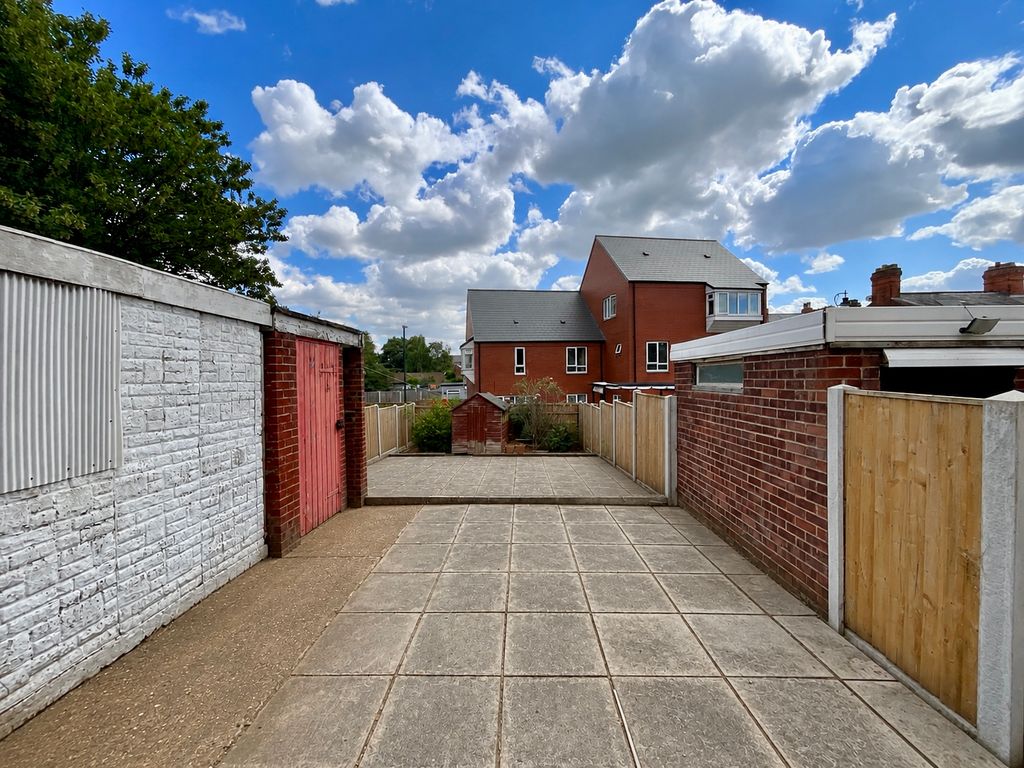 Property photo 2 of 21 24Ece135-1E1B-49BA-B034-44303C26B96A