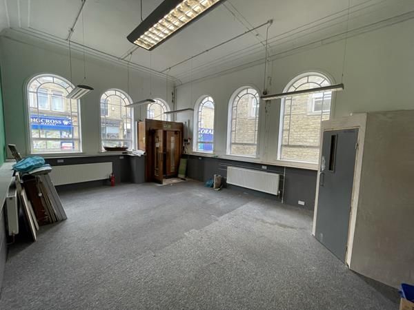 Property photo 2 of 9 Photo 4