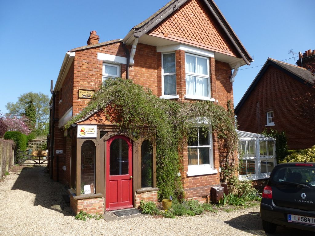 Property photo 1 of 10 4159810