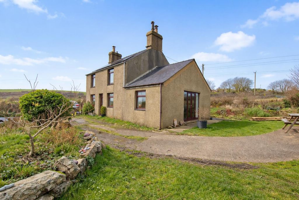 Property photo 1 of 19 Main Photo.Png