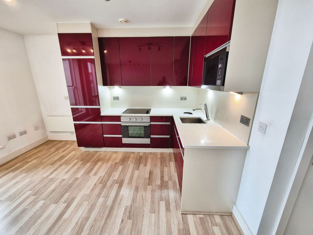 Property photo 3 of 10 Kitchen Area