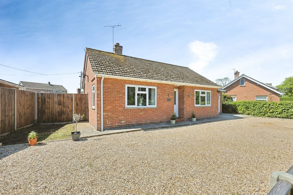 Property photo 2 of 16