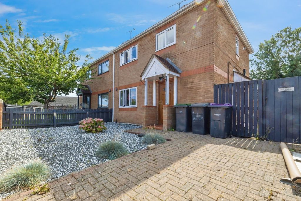 Property photo 1 of 18