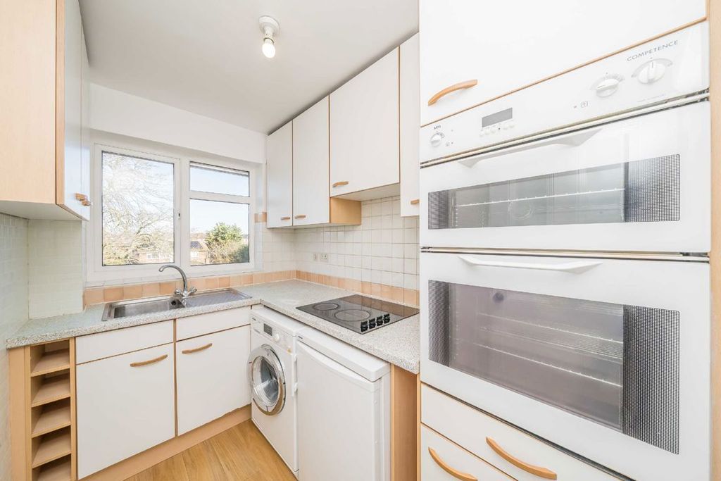 Property photo 3 of 5