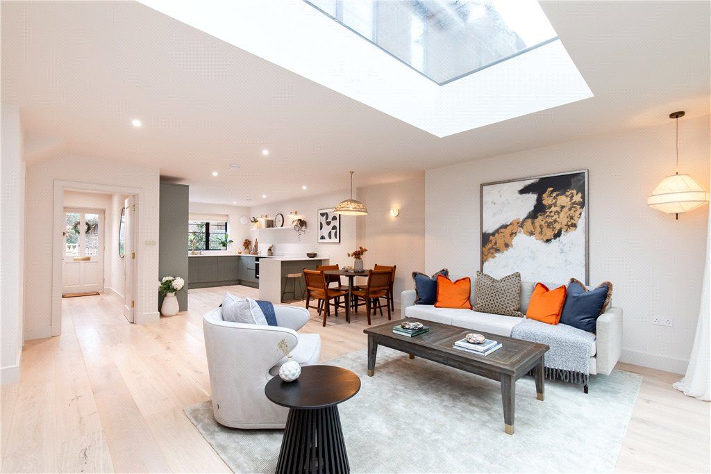 Property photo 1 of 18 Picture No. 13