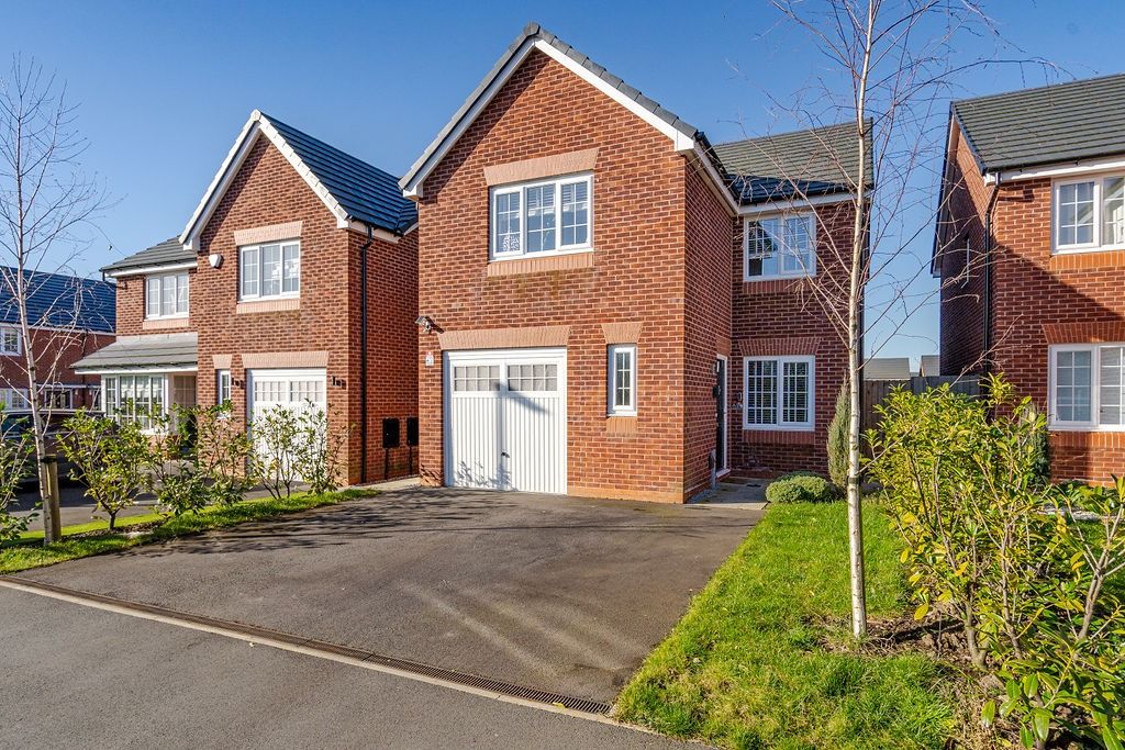 Property photo 2 of 26 3920516