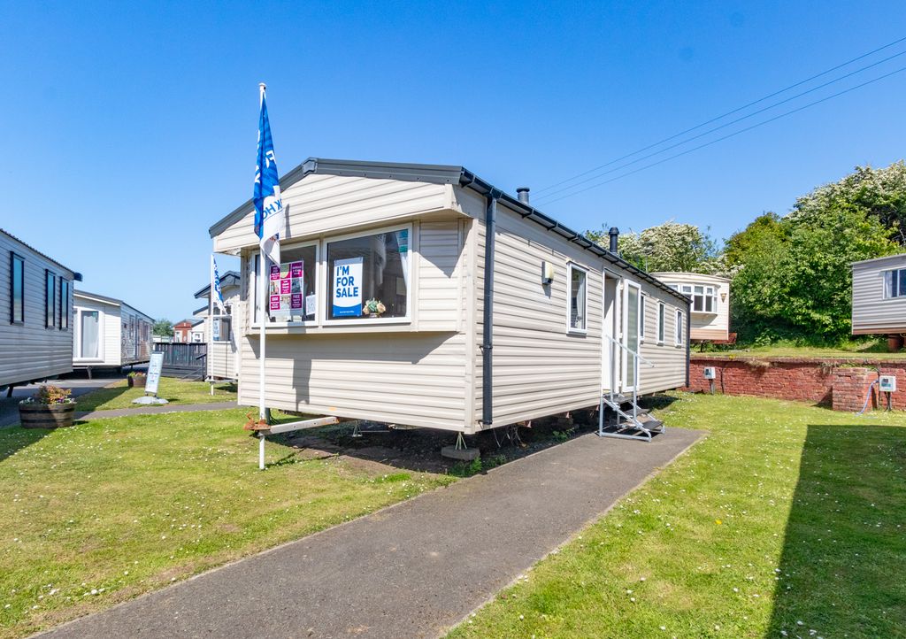Property photo 1 of 25