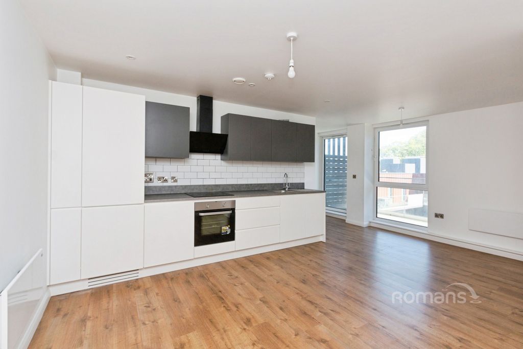 Property photo 2 of 14 Pbox-Img.Jpg