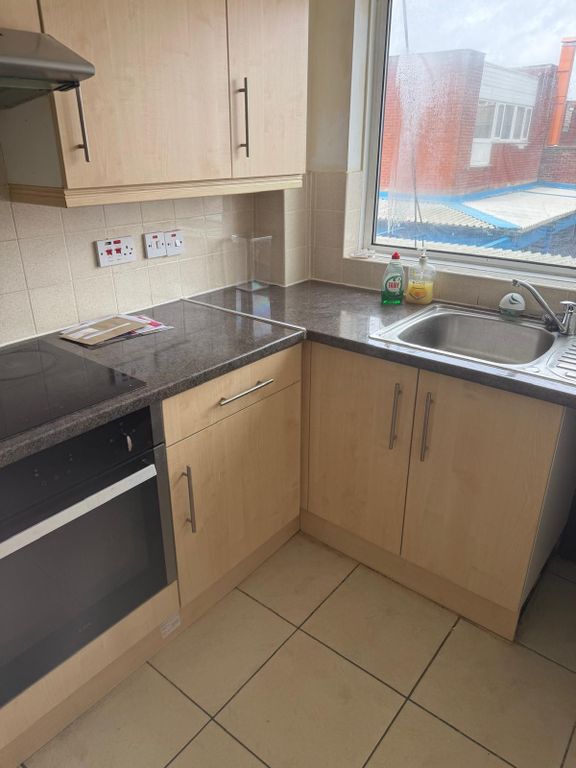 Property photo 3 of 4