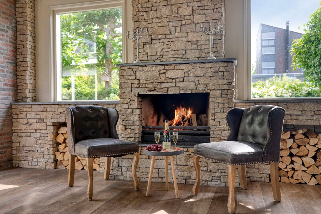 Property photo 3 of 71