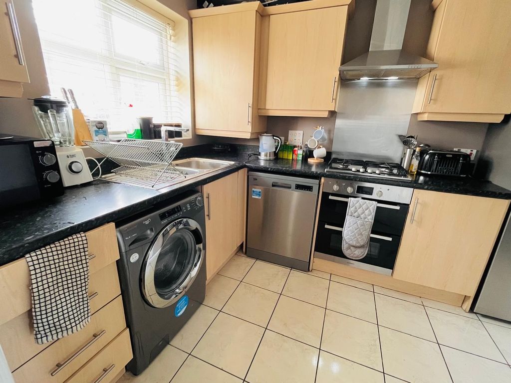 Property photo 2 of 13