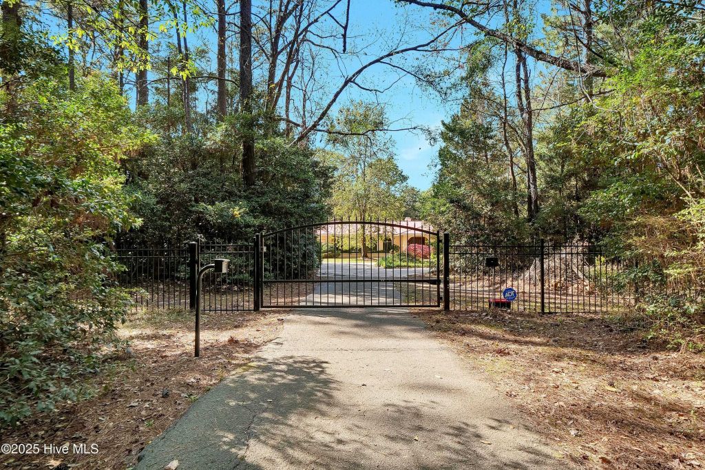 Property photo 3 of 21 <Alttext/>