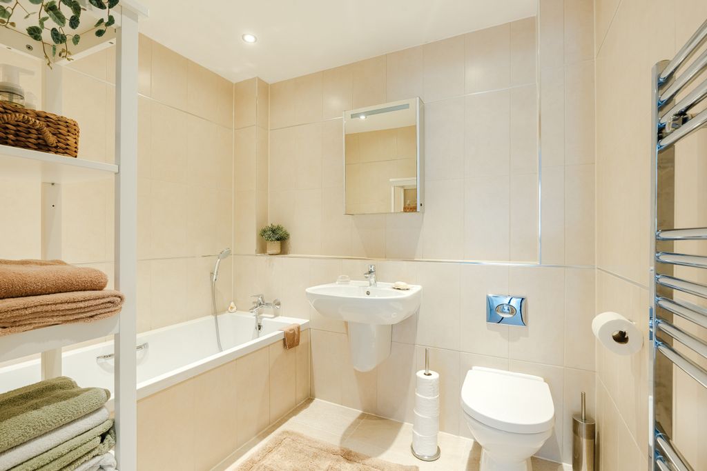 Additional image 18 of 2 bed flat for saleLyons Mews, 22 Redwood Drive, Bristol BS8