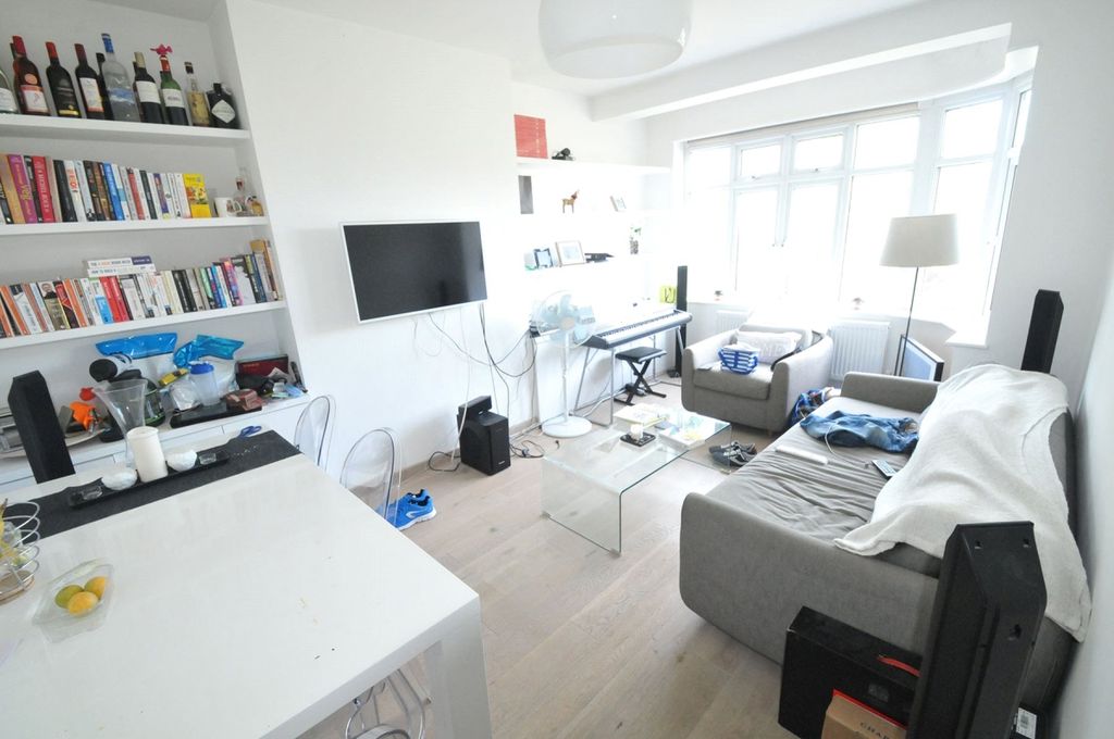 Property photo 2 of 5 5