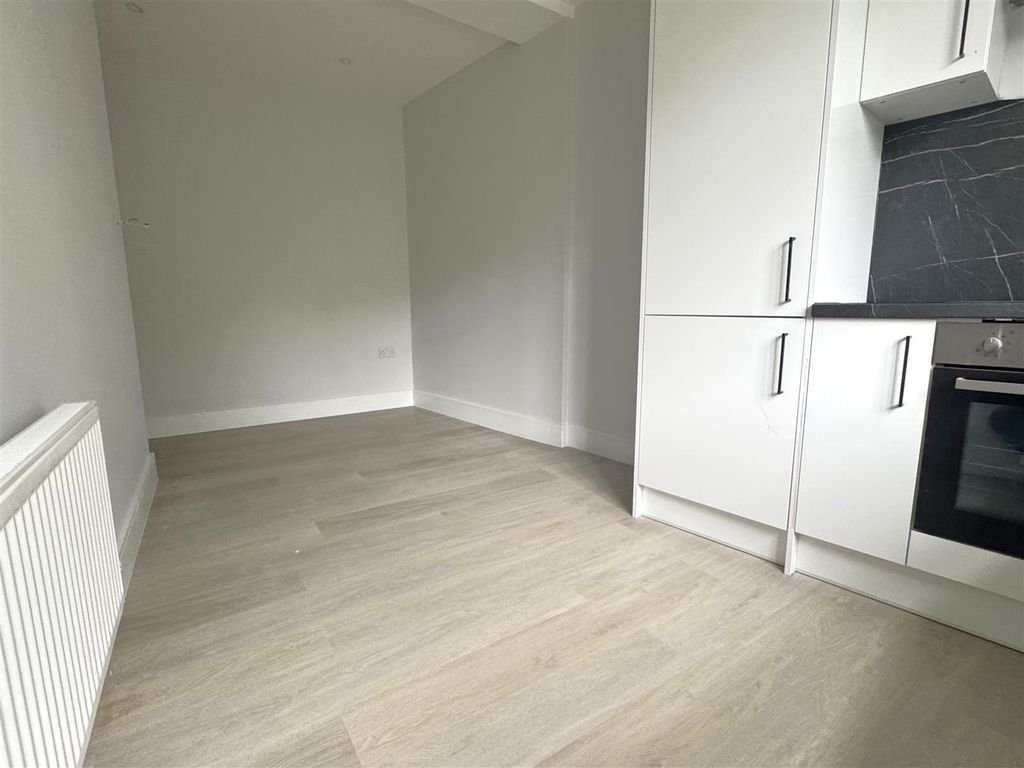 Property photo 3 of 6 Img_0866.Jpg