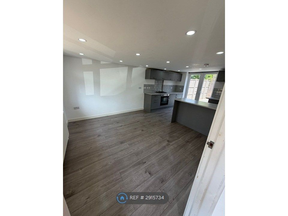 Property photo 2 of 12 Open Plan Kitchen