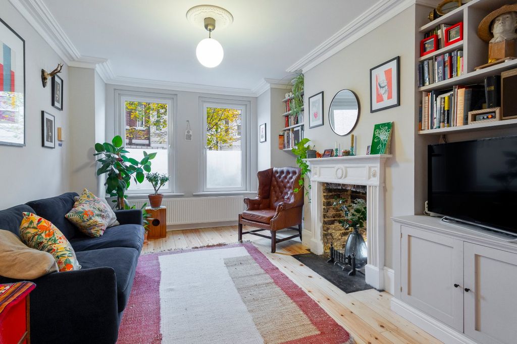 Property photo 3 of 22 Picture No. 12