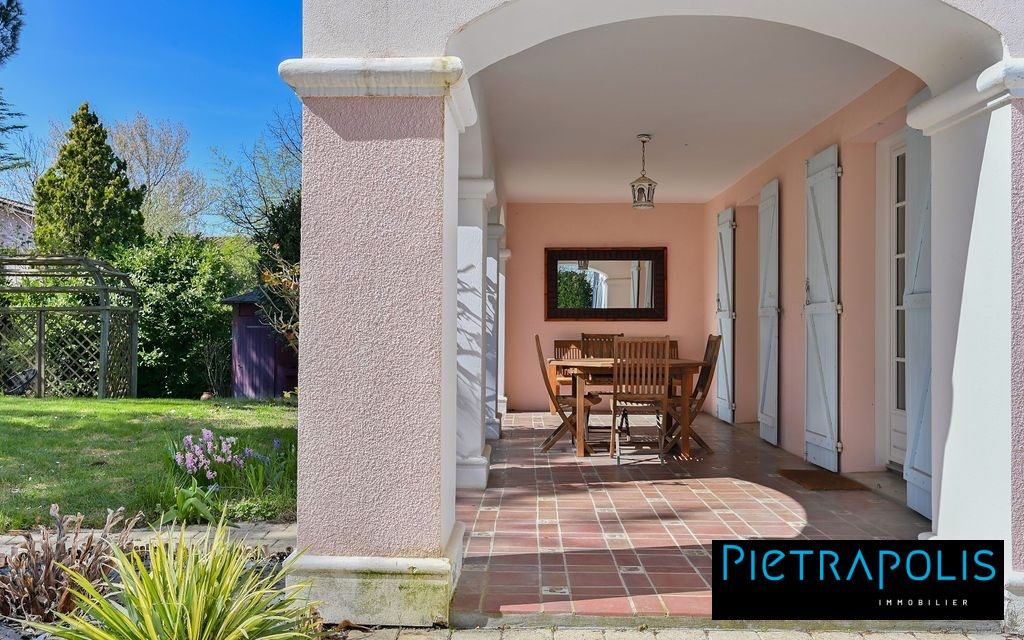 Property photo 3 of 20