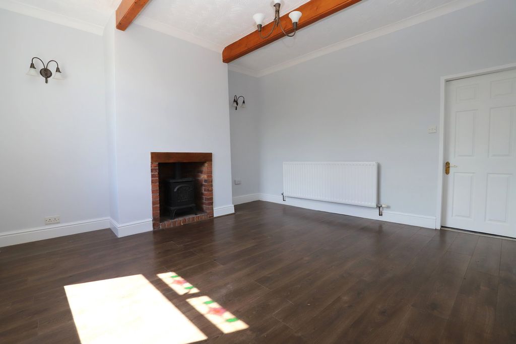 Property photo 3 of 31