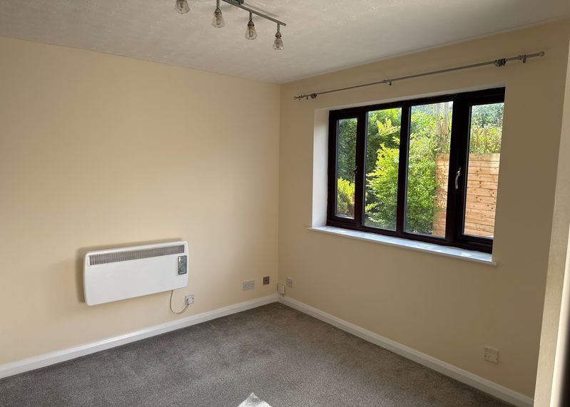 Property photo 2 of 5 Photo 2