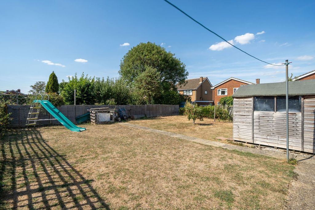 Property photo 2 of 13