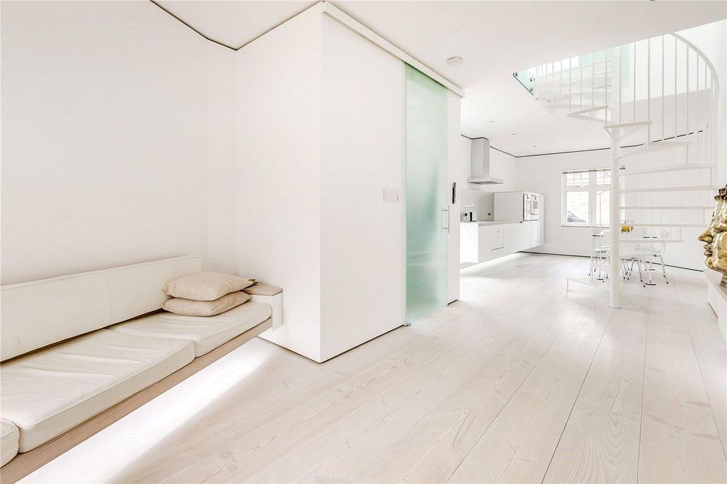 Property photo 3 of 10 3.Jpg