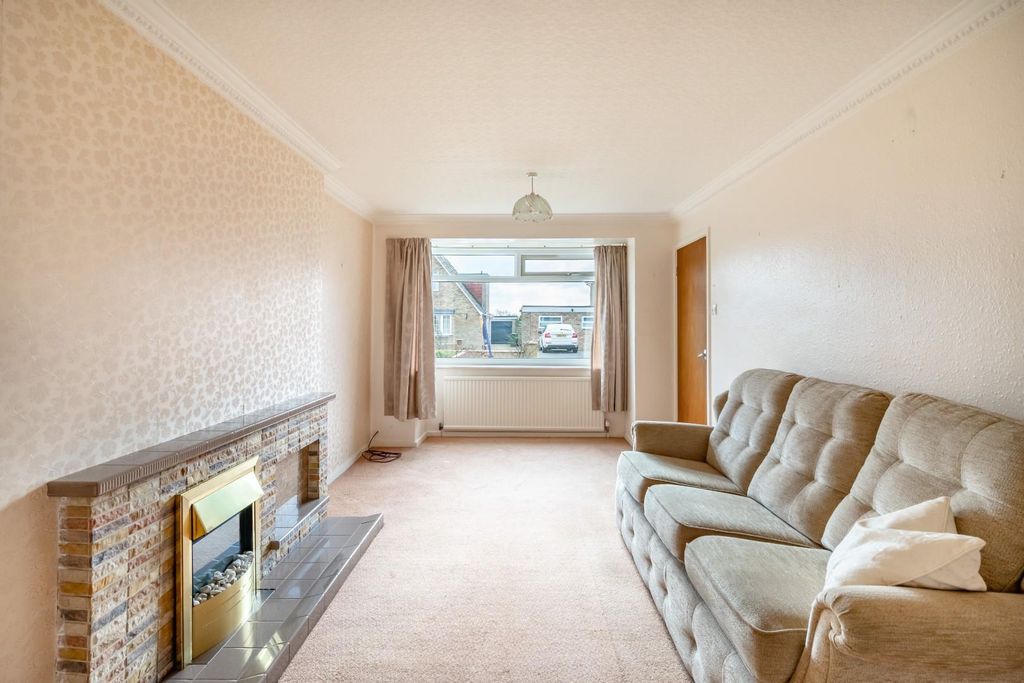 Property photo 3 of 20 3 Hill View-2.Jpg