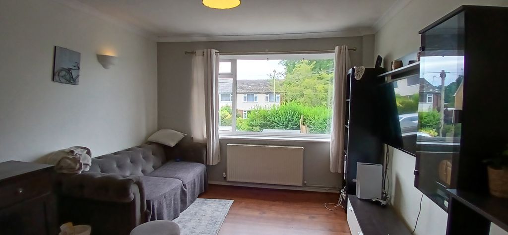Property photo 2 of 7