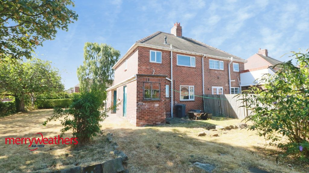 Property photo 2 of 13