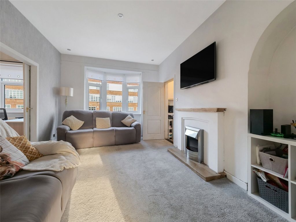 Property photo 2 of 21 Picture No. 07