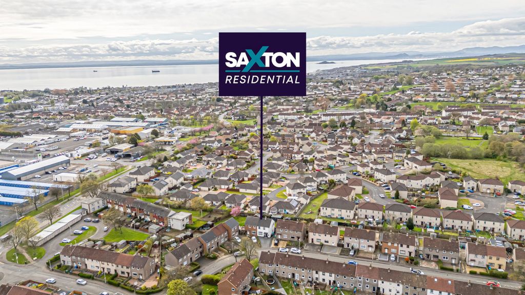 Property photo 2 of 28