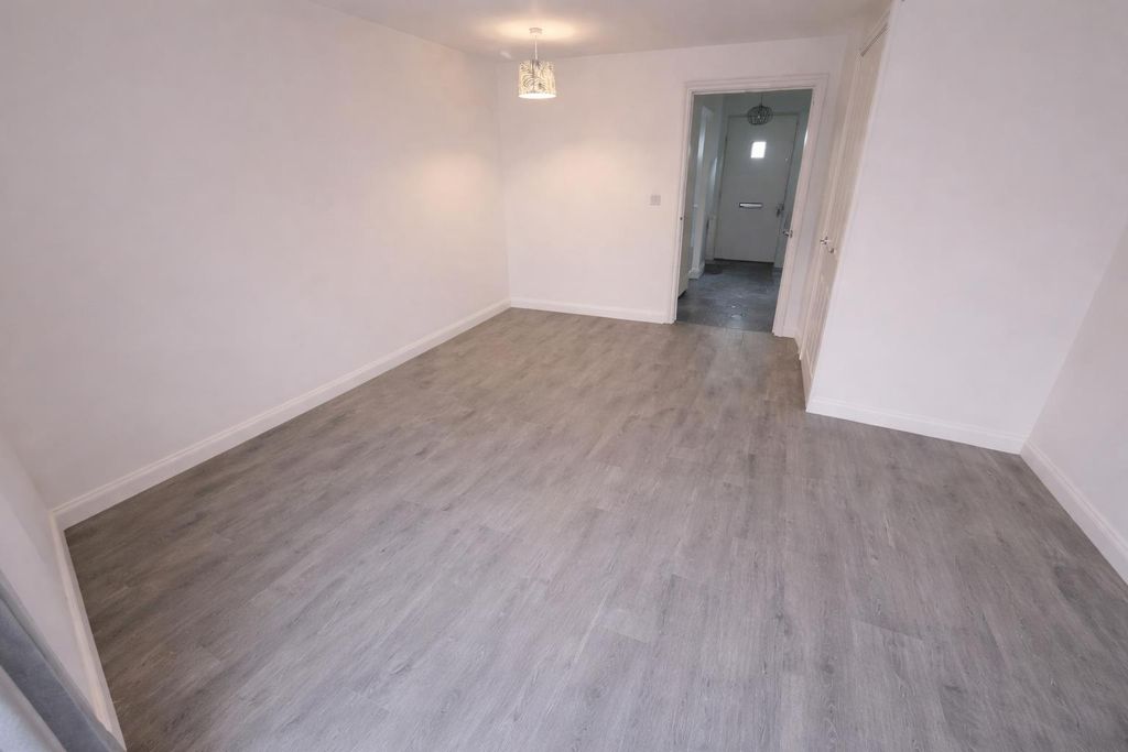 Property photo 3 of 17 Original-9B8E390B-7137-44CE-A4F9-26965Ae56Db1.Jpeg