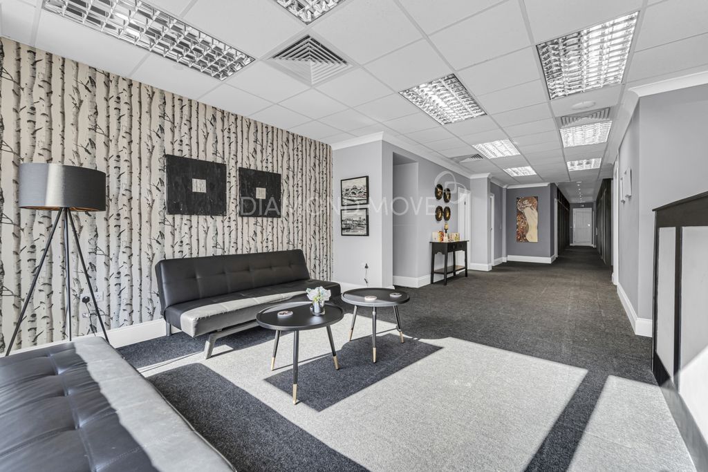 Property photo 1 of 13 Photo 2