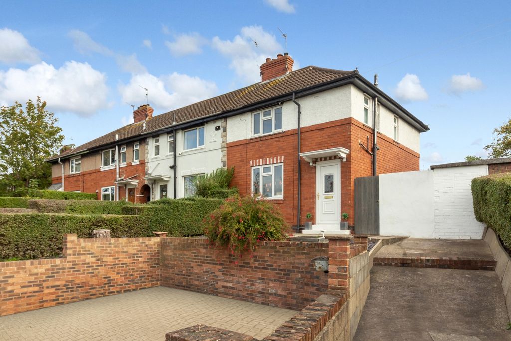 Property photo 2 of 19 Front