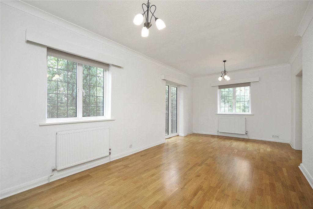 Property photo 3 of 10 Picture No. 09