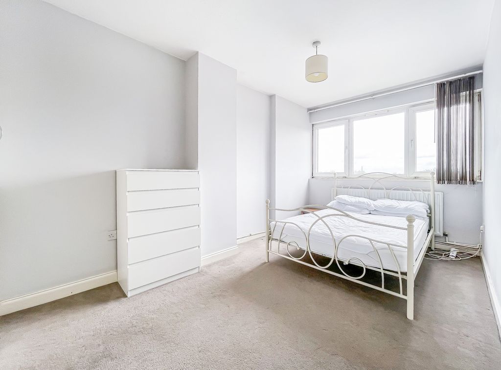 Property photo 2 of 12 Photo 12