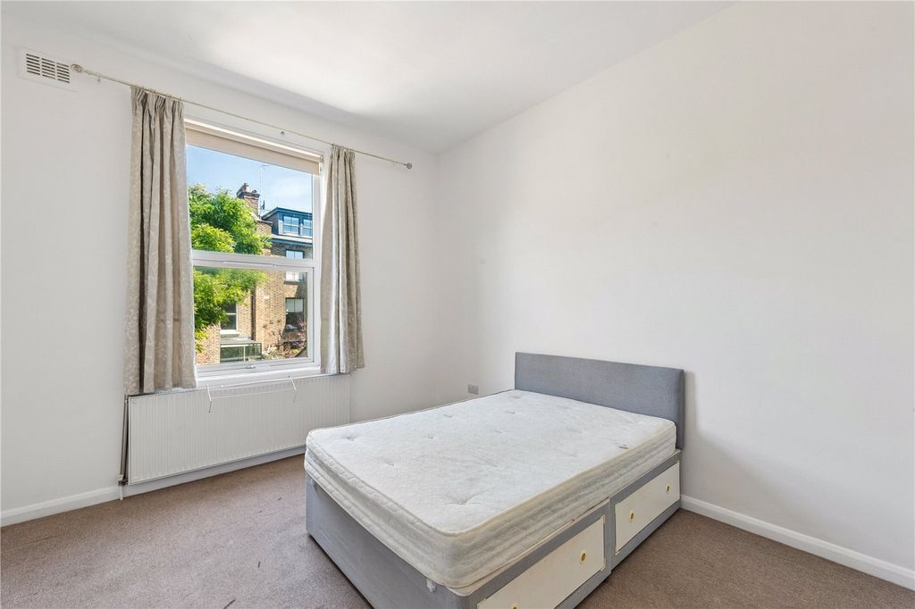 Property photo 2 of 11 Picture No. 03