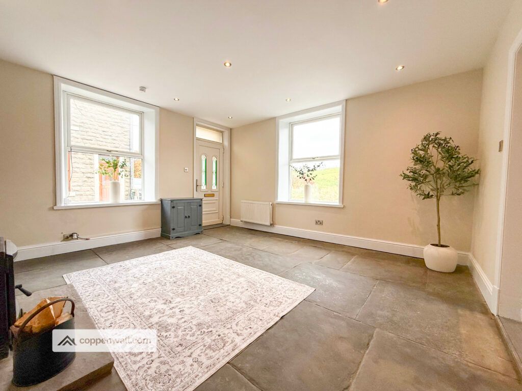 Property photo 3 of 30